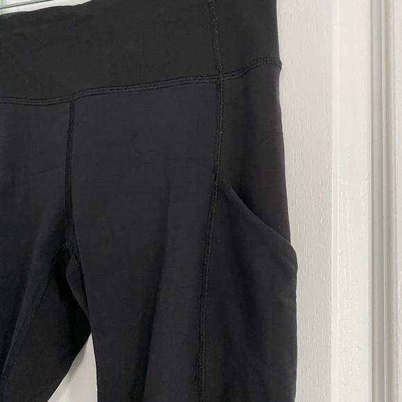 Lululemon Invigorate Leggings in black - Picture 3 of 6